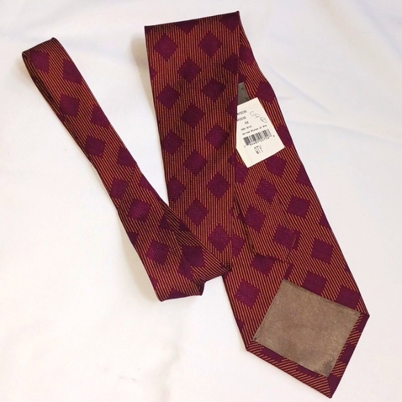 Men's Tie - Picture 4 of 5